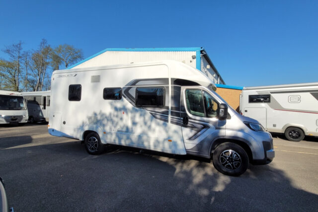 76CD36 02 Autotrail Imala730 SMC19027